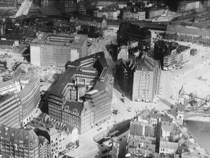 Luftaufnahme 1930er Jahre Kontorhausviertel. © Denkmalschutzamt