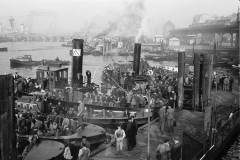 Hamburg-Neustadt, Baumwall; start of work; harbour launch; launch. © Picture Archive Monument Protection Office - Johann and Heinrich Hamann