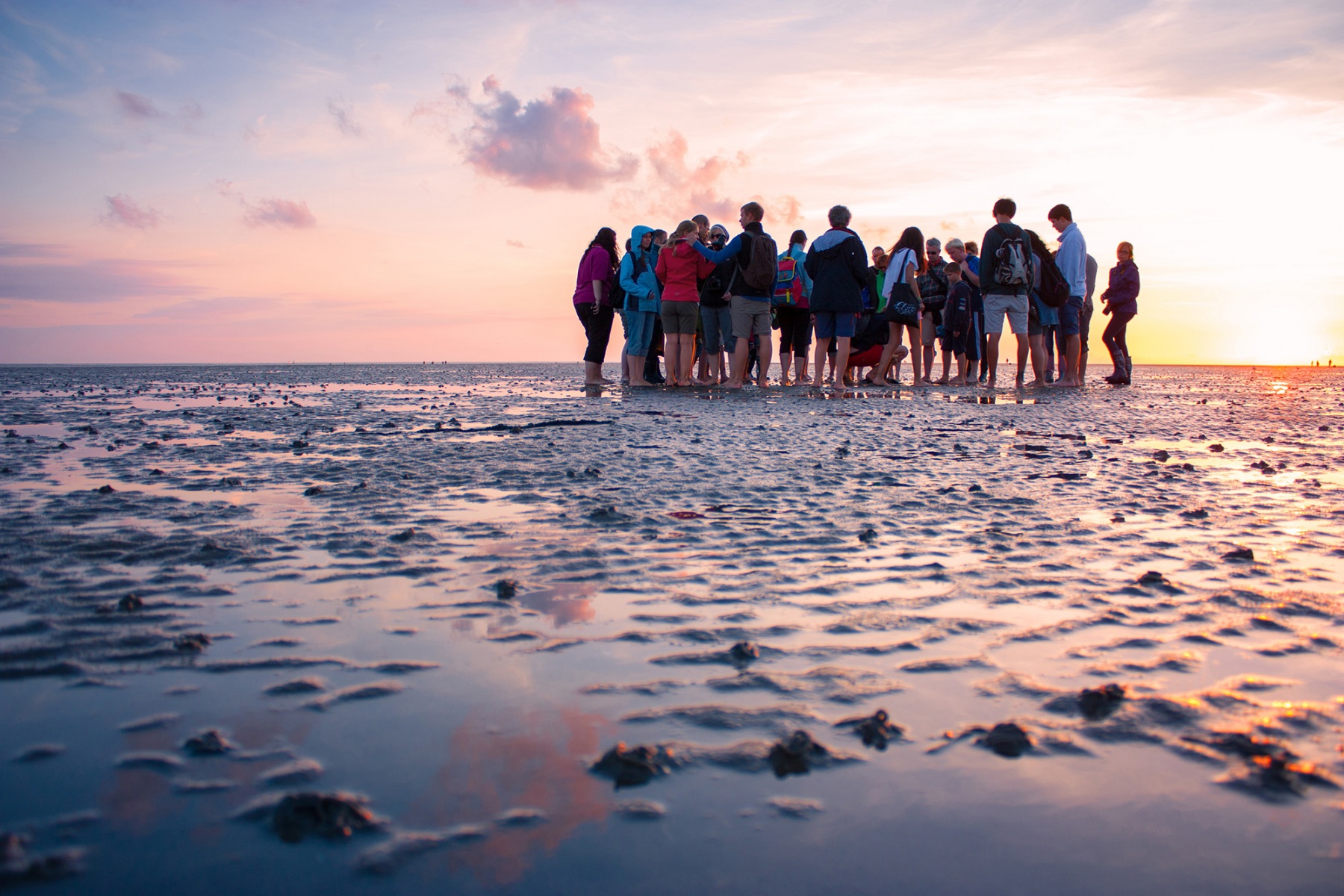 Everyone should have done a mudflat hike once. © A. Schnabler