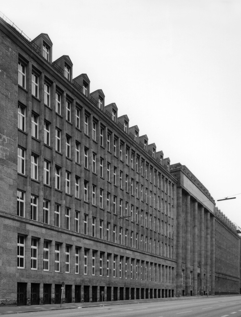 Steinstrasse Architekturarchiv